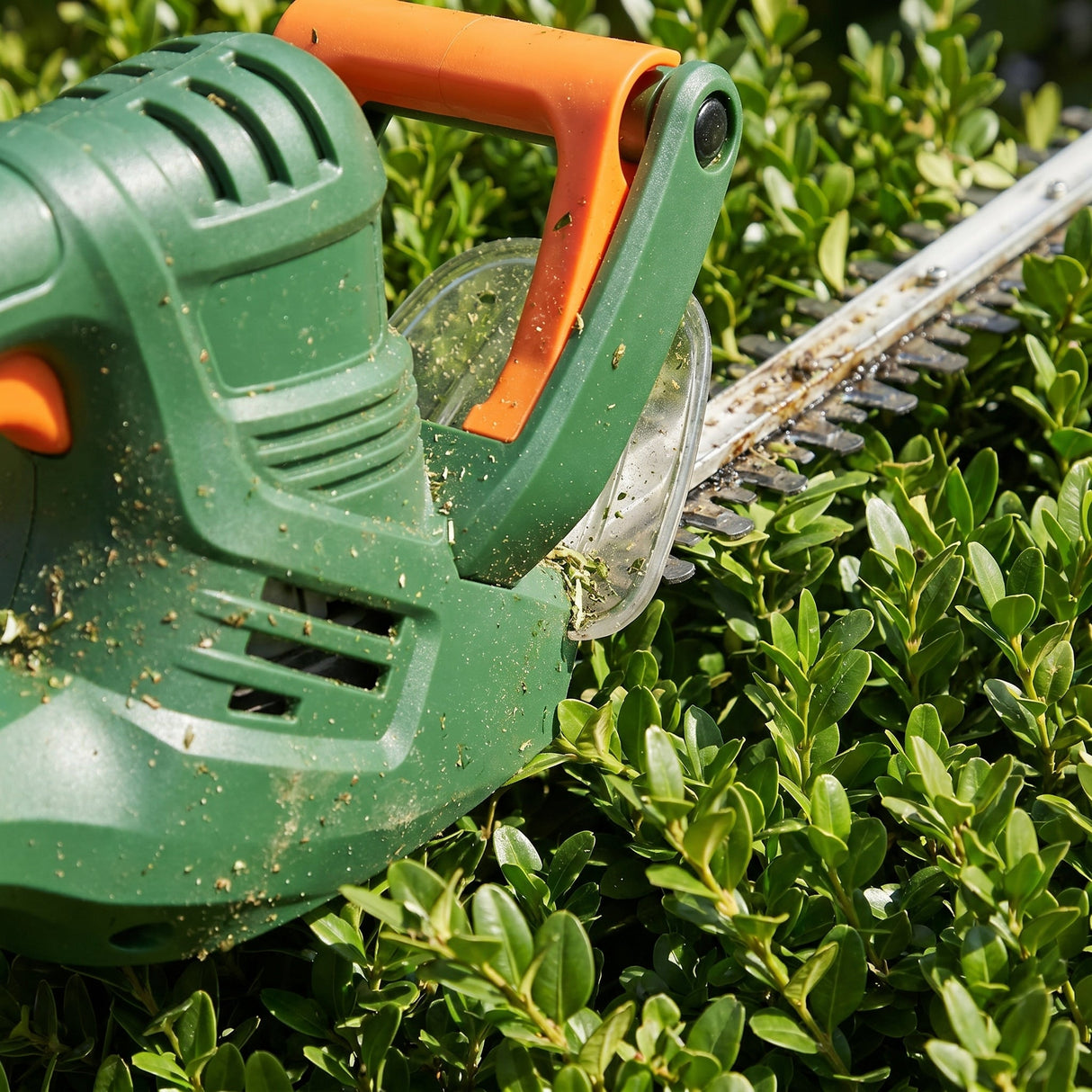 Electric Hedge Trimmer