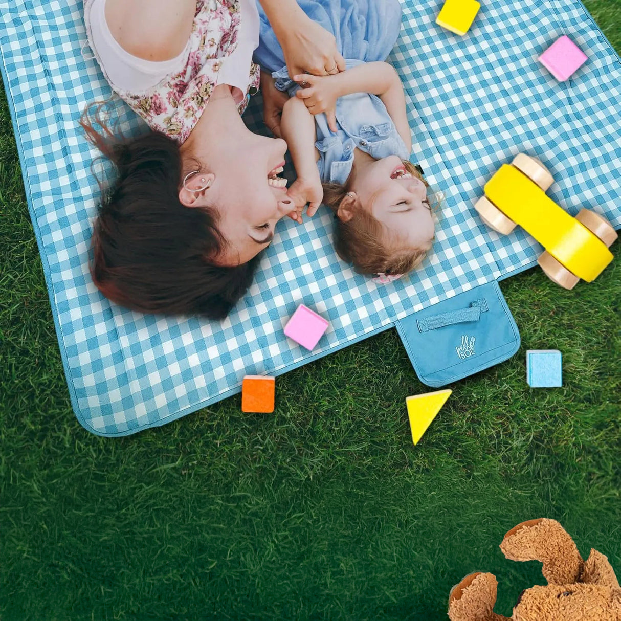Picnic Blanket - light-blue